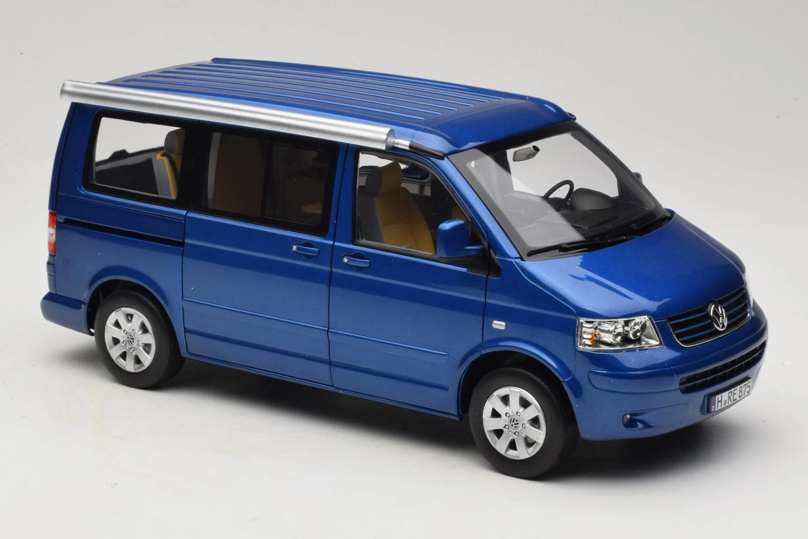 VW California 2003 Ravennablau metallic 1:18