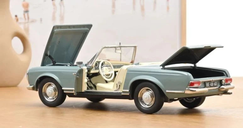 Mercedes-Benz 230 SL 1963 Horizon Blue 1:18 - Norev