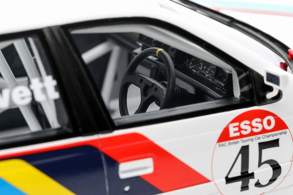 Peugeot 405 MI16 BTCC White #45 R. Gravett '92 1:18