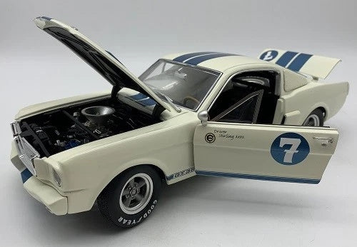 Shelby G.T. 350R #7 Sterling Moss 1965