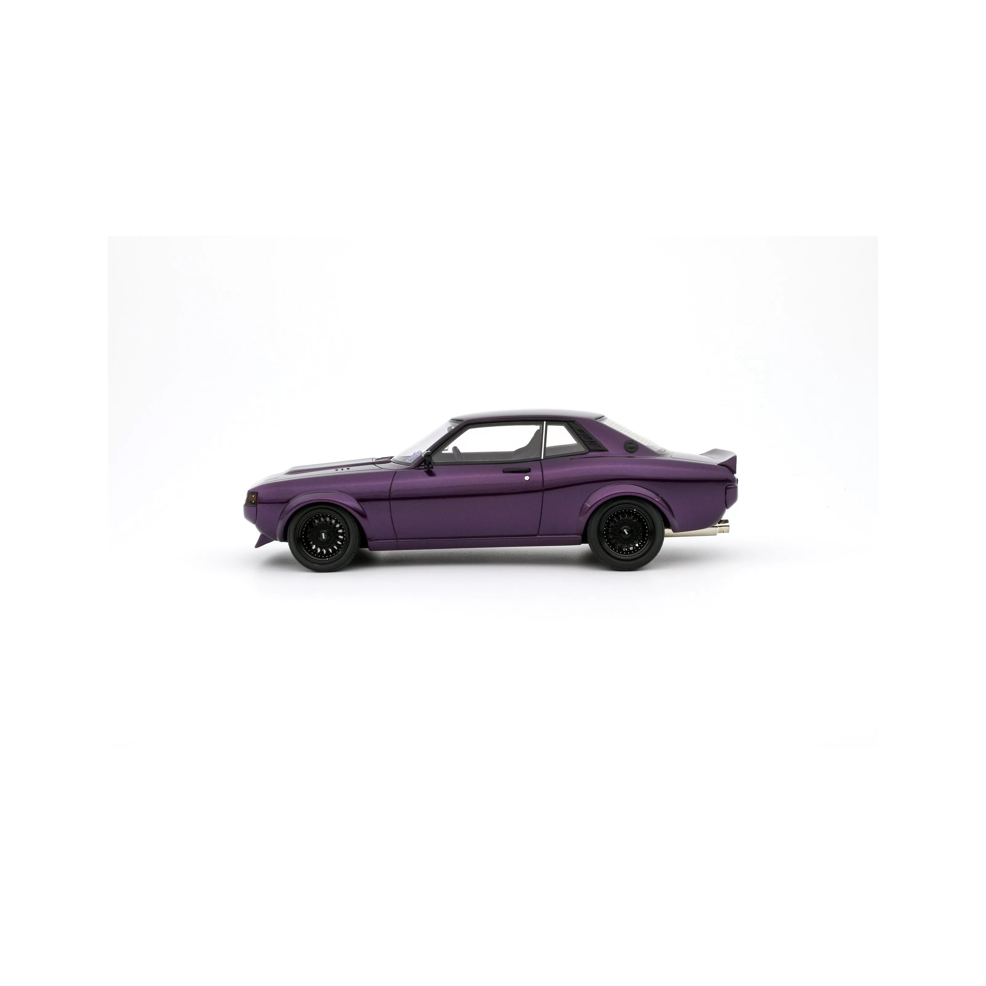 Toyota Celica (RA24) restmod '15, paars 1:18